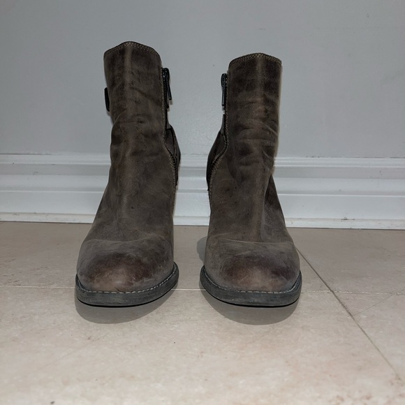 Leather Nubuck Boots - Picture 2 of 5